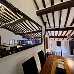 아파트 The Loft